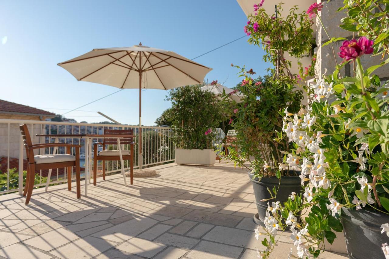 Apartments Olive Tree Hvar Town Exterior photo
