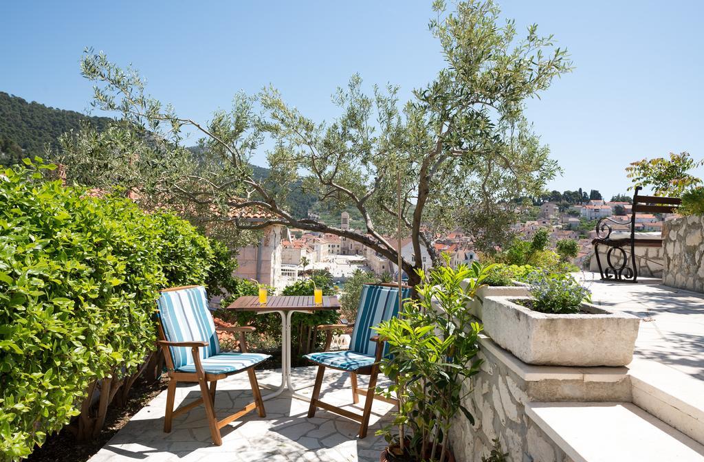 Apartments Olive Tree Hvar Town Exterior photo