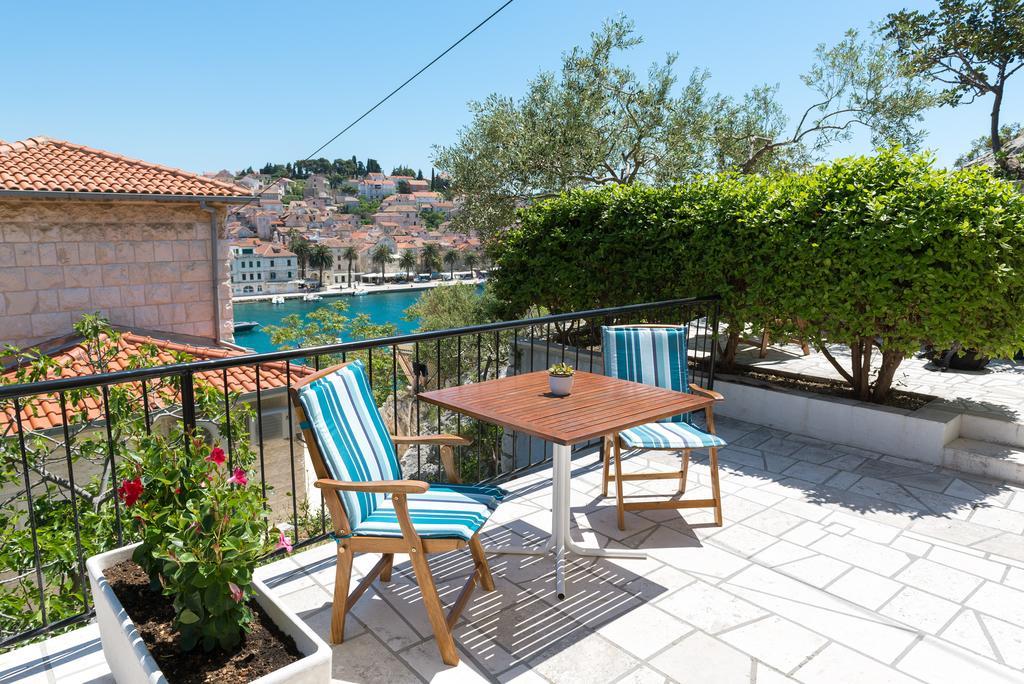 Apartments Olive Tree Hvar Town Exterior photo