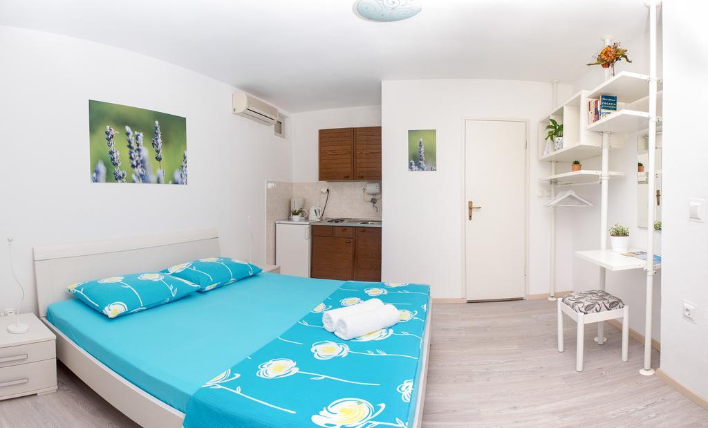 Apartments Olive Tree Hvar Town Exterior photo
