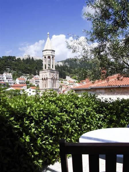 Apartments Olive Tree Hvar Town Exterior photo